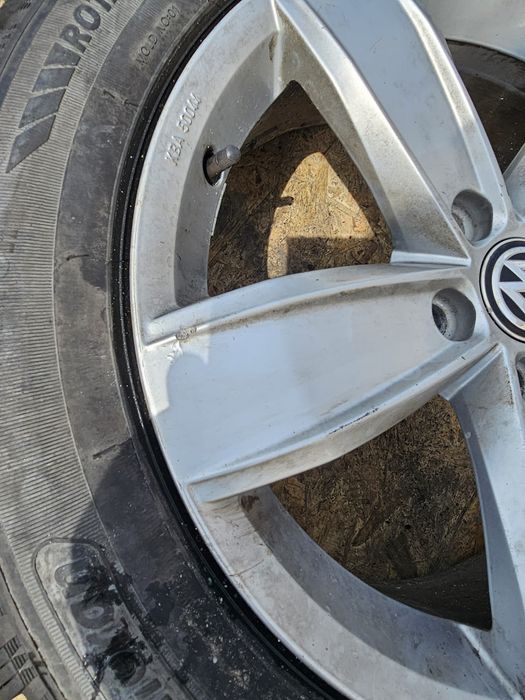 Felga koło passat b7 b8 tiguan r17 5x112 
Numer felg: 5NA071497.