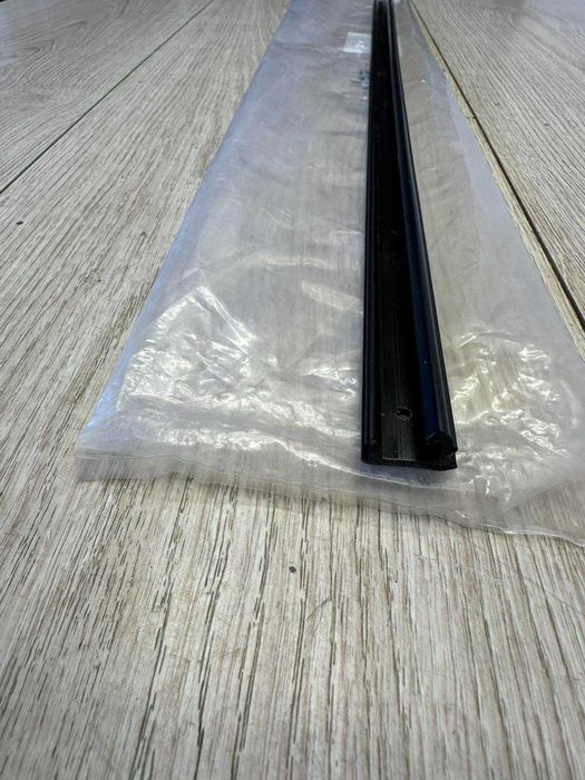 Направляюча вікна передня Fiat Doblo Фиат Добло Направляющая стекла