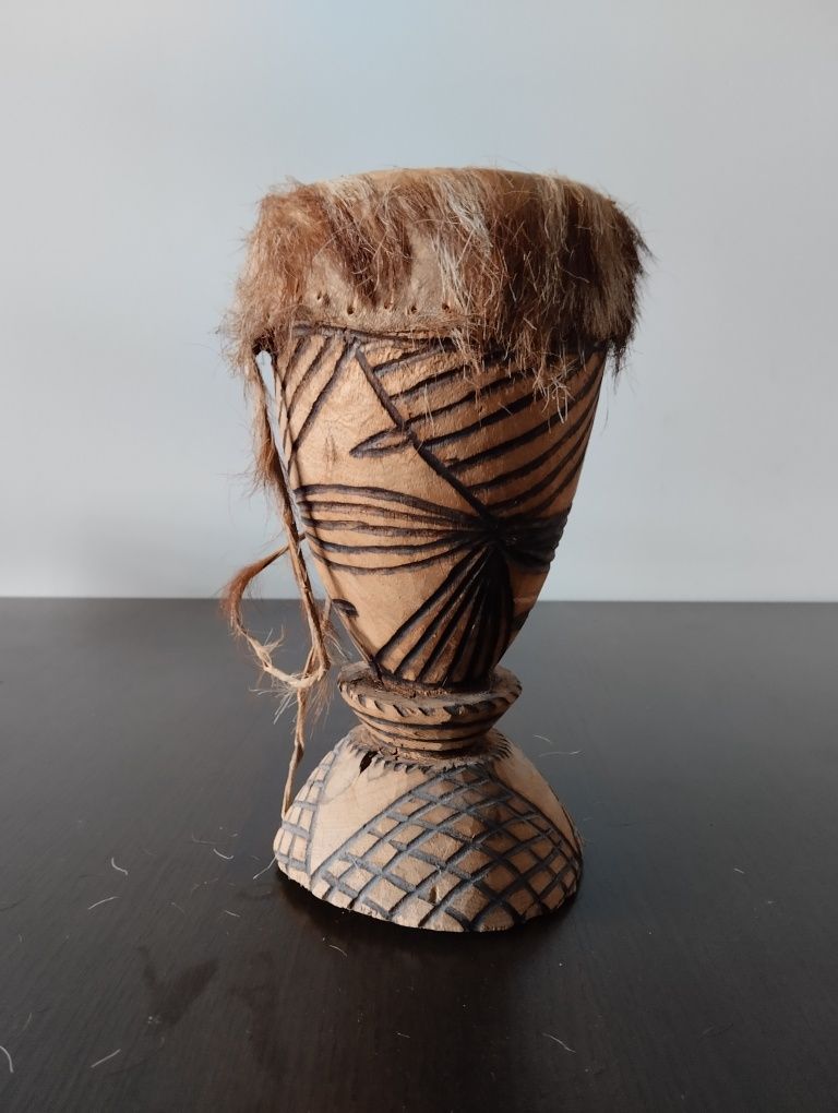 Tambor Artesanal Africano