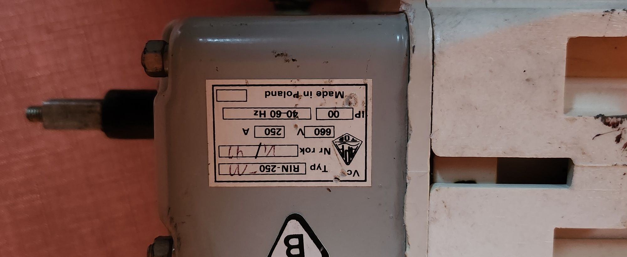 Rozłącznik Rin 250