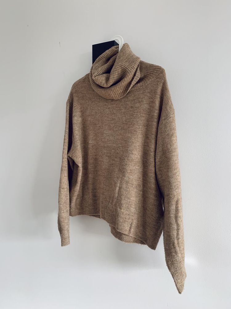 Sweter golf beżowy taupe H&M basic luźny