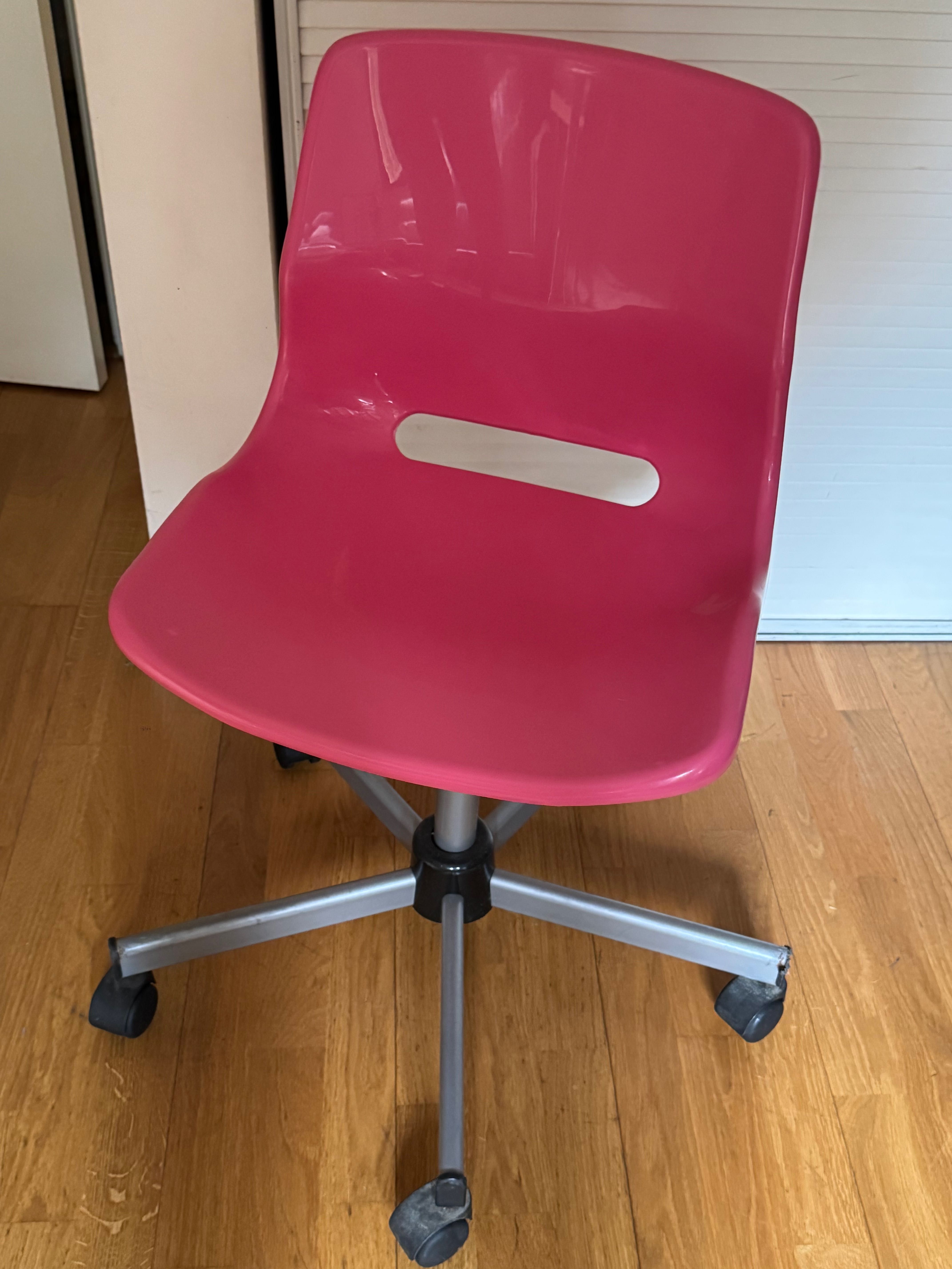 Cadeira Secretaria Rosa