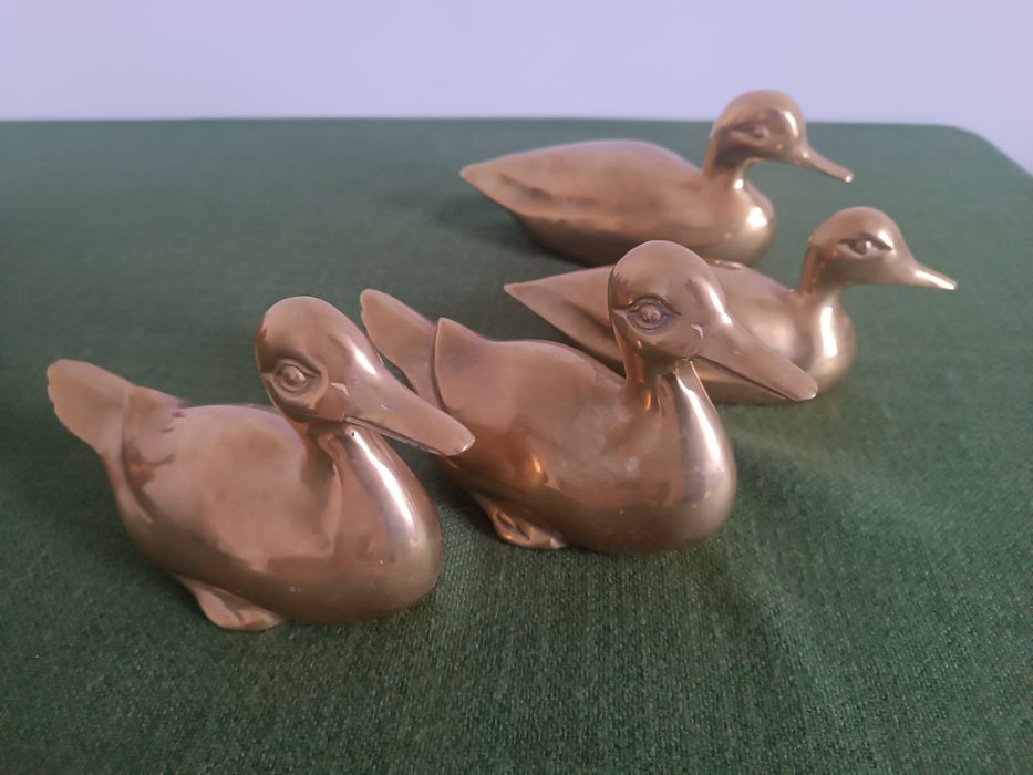 Mosiężne duże kaczki
