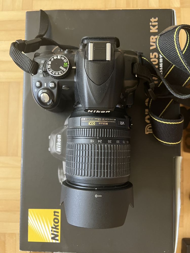 Nikon D3100 obiektyw 18-105 mm