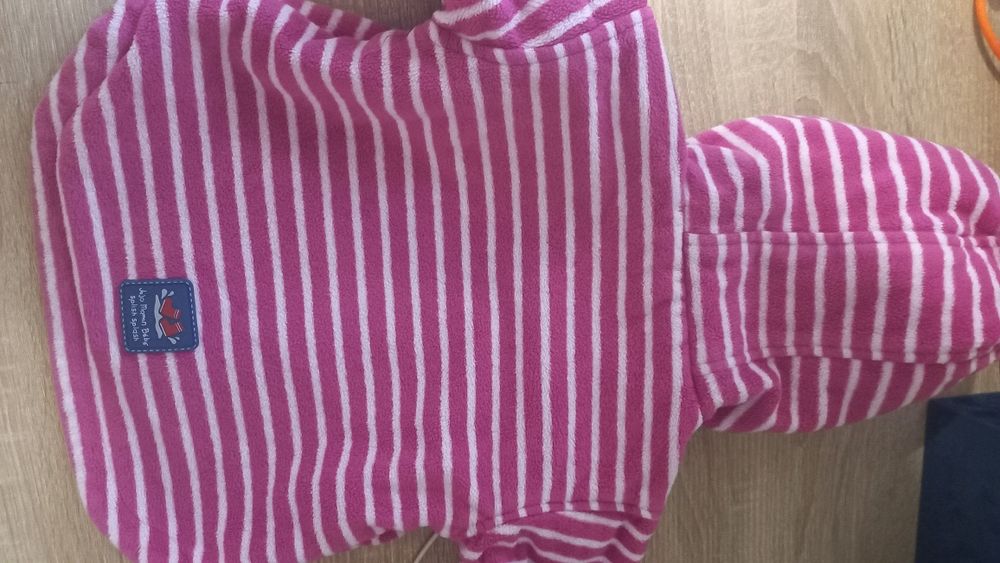 Фирменная ветровка на 1-1,5 год