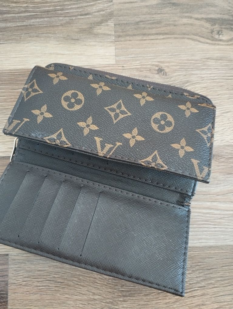 Louis Vuitton portfel duzy