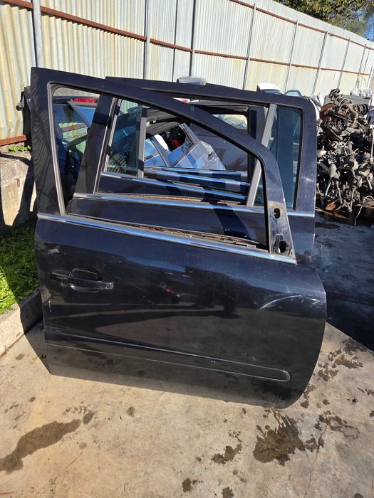 Opel Zafira B z20r kompletne drzwi przednie prawe eur