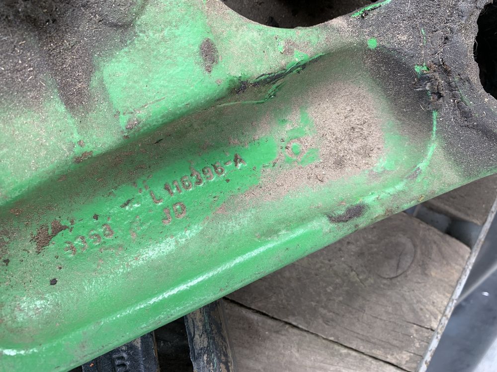 Ramie podnosnika john deere
