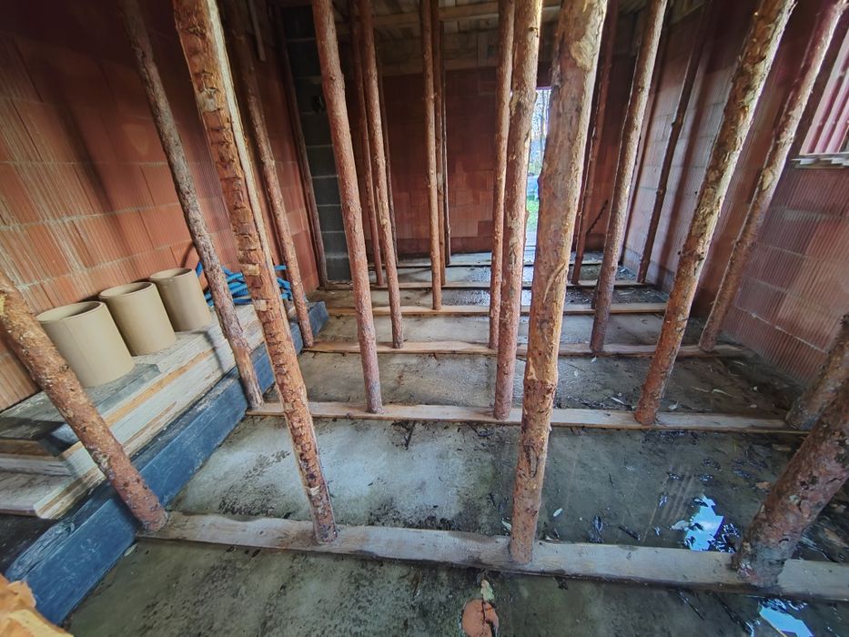 Sprzedam stemple budowlane 285 cm Radziszów