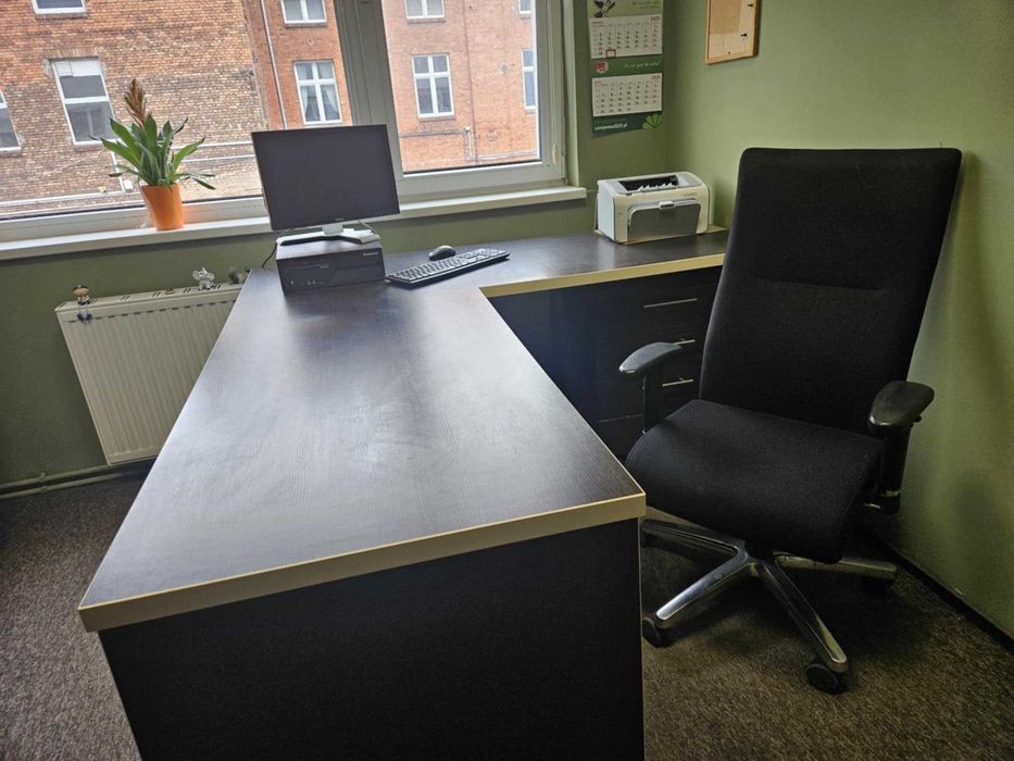 meble biurow do gabinetu