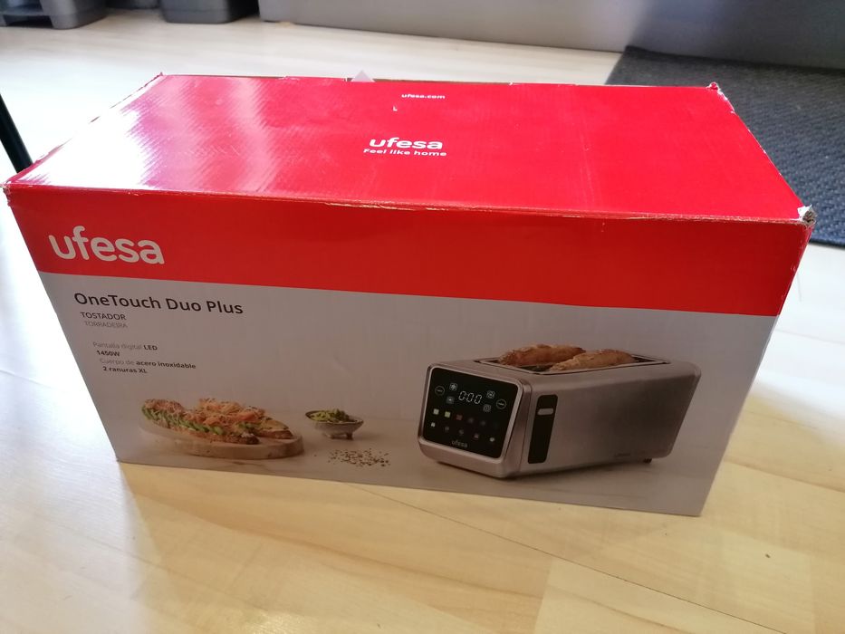 VENDO Torradeira UFESA Onetouch Duo Plus – NOVA!