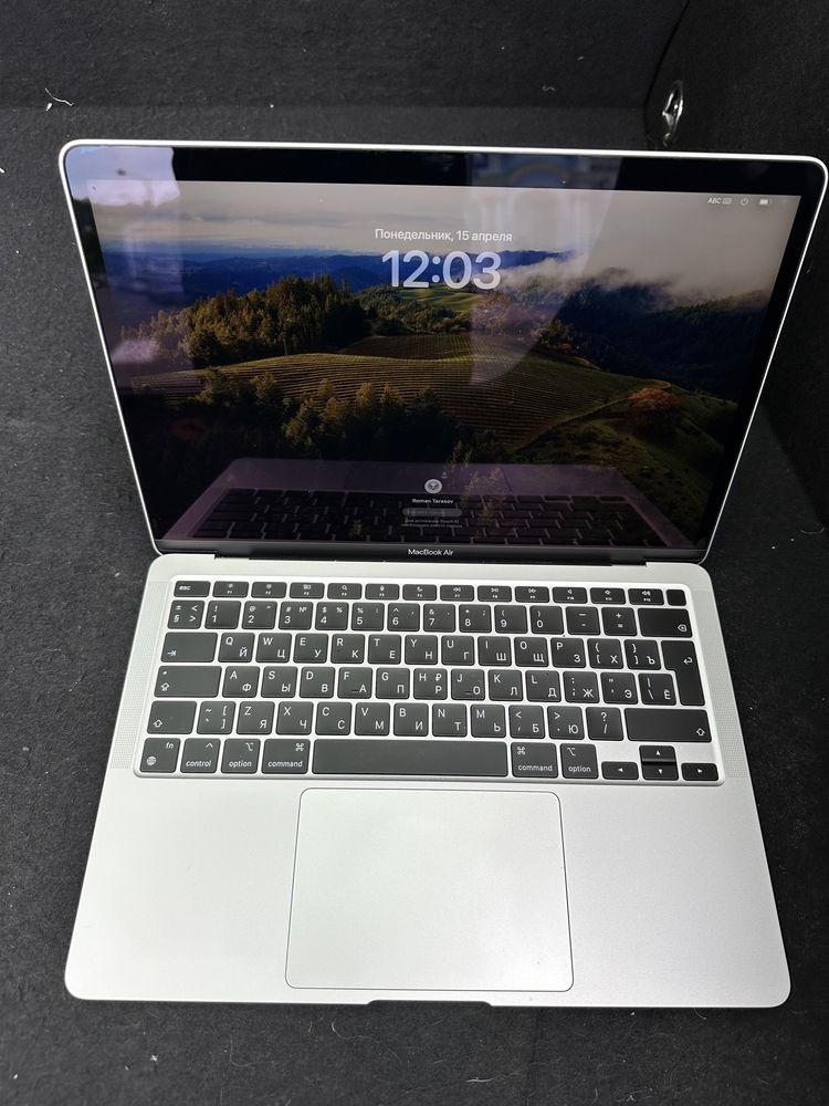 Ноутбук Apple MacBook Air 13" M1 Chip 256GB/7GPU Silver 2020