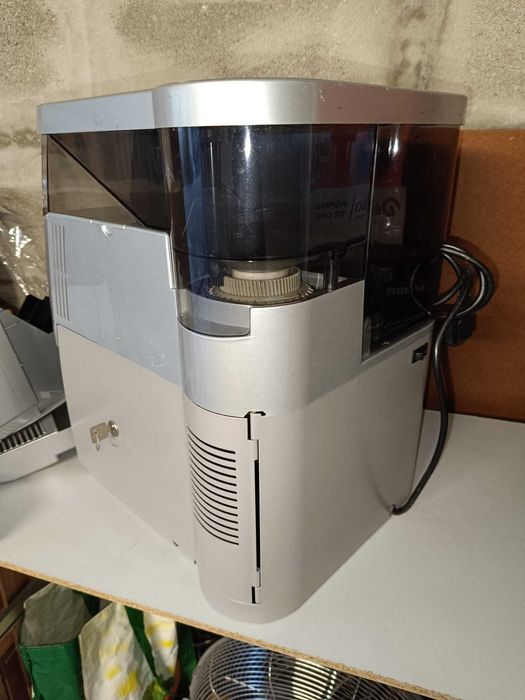 Máquina de café Saeco Ambra