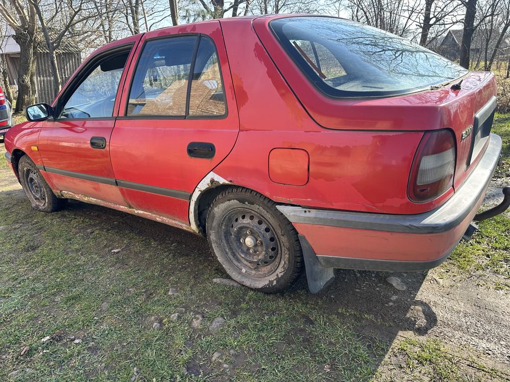 Nissan Sunny 1990-1998 р,в.