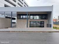Loja nova, com 123,60m2 na Maia