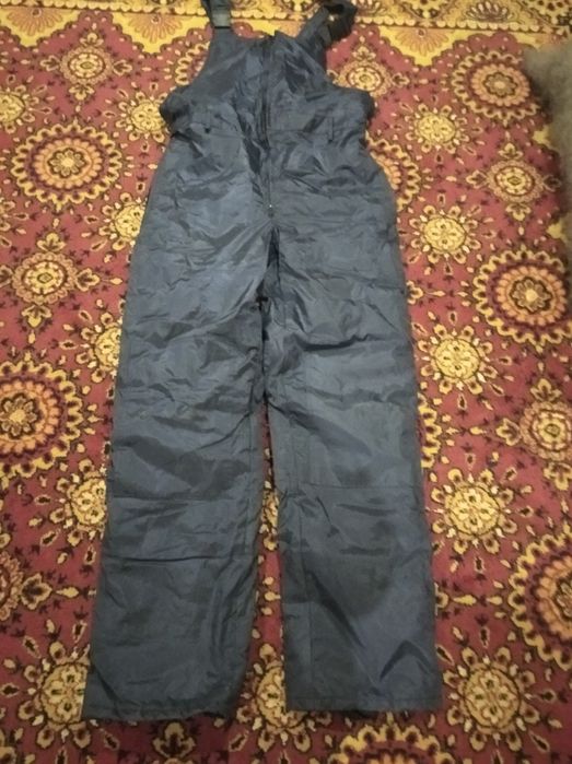 Напівкомбінезон, зимовий напівкомбінезон.