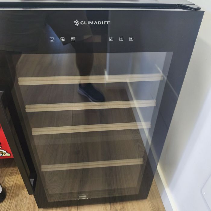 Cave de vinho Climadiff