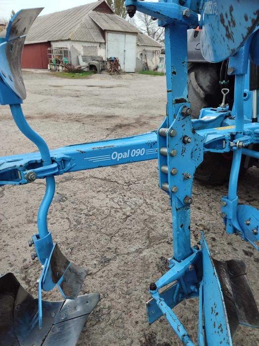 Плуг Lemken Opal 090. Дуже добрий стан