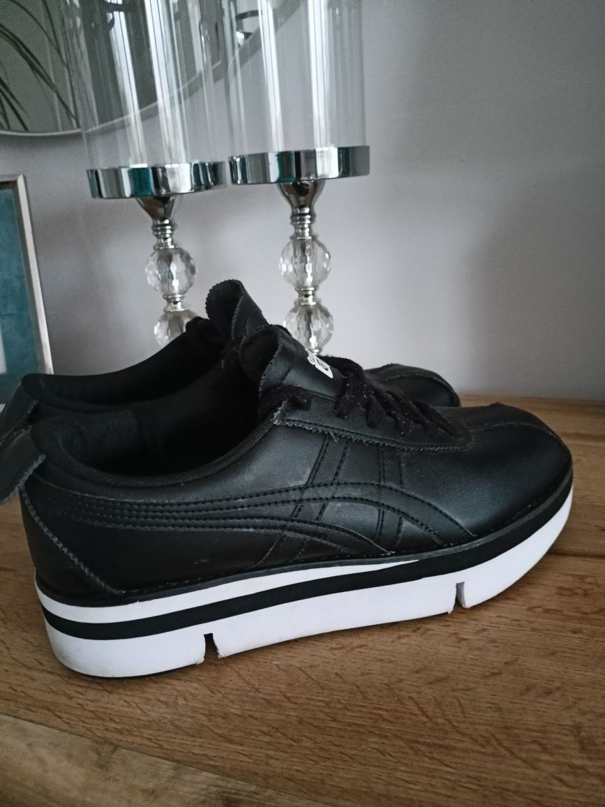 Buty Asics onitsuka Tiger 40,5 czarne Pokkuri