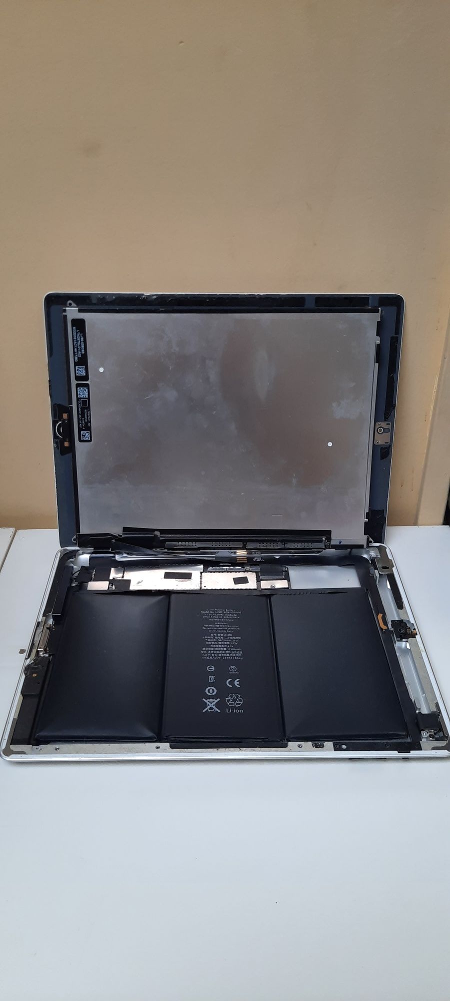 Apple iPad 3rd Gen A1416 9.7" 16GB (partes/peças)