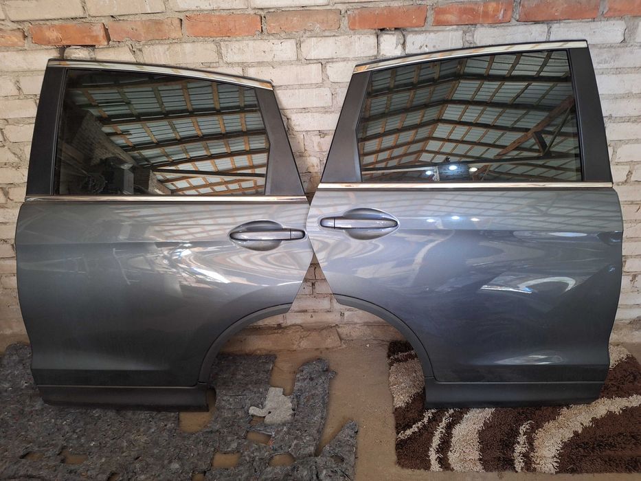 drzwi do hondy crv4  -lift