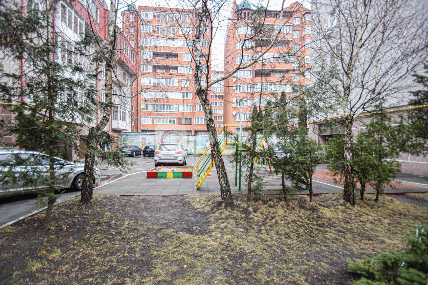 Продаж квартири на Котляревського 13 !