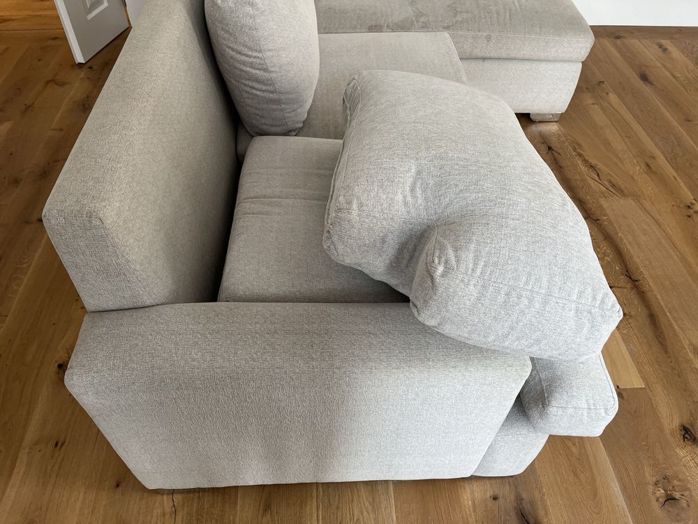 Sofa com chaiselong 2,50m