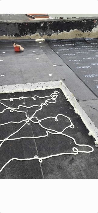 Krycie papą termozgrzewalną,styropapa,dachy płaskie,dekarz,Izolacje