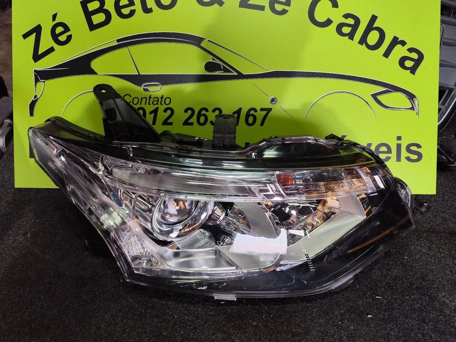 MITSUBISHI OUTLANDER FAROL XENON DIREITO - FF369
