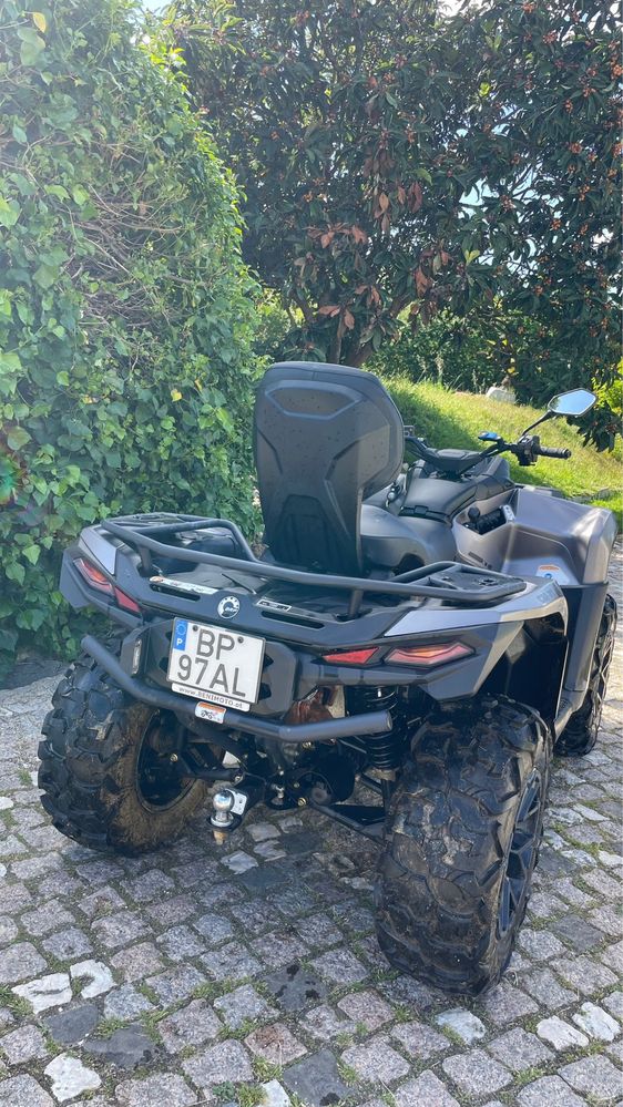 CAN-AM Outlander Max XT 700