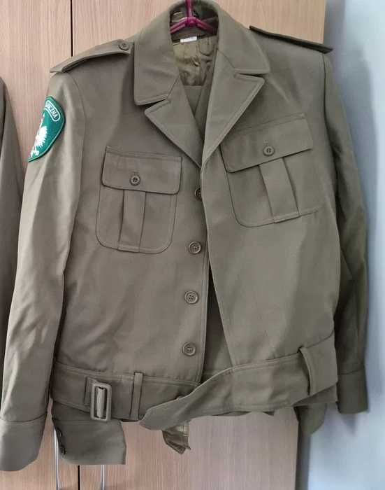 Umundurowanie wojskowe.