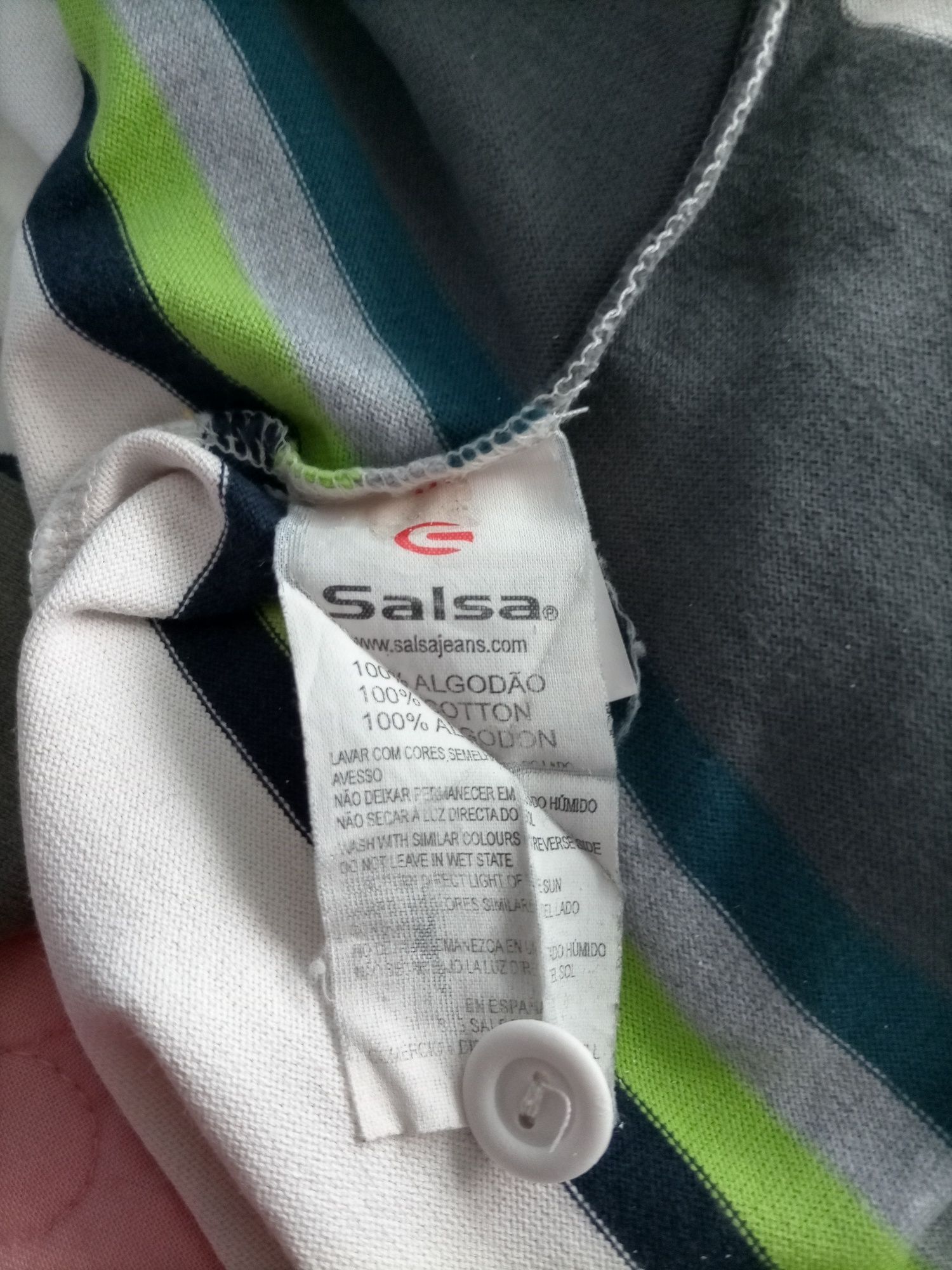 Polo às riscas salsa