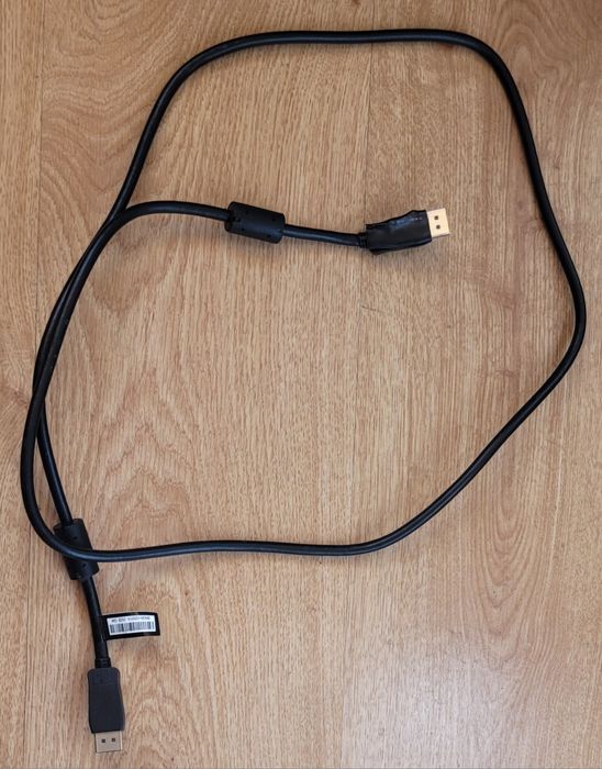 Sprzedam lub zamienię kabel display port!