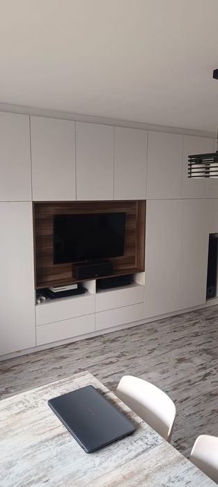 Umeblowane Stylowe 2-pokojowe mieszkanie 1 Piętro, Duży Balkon