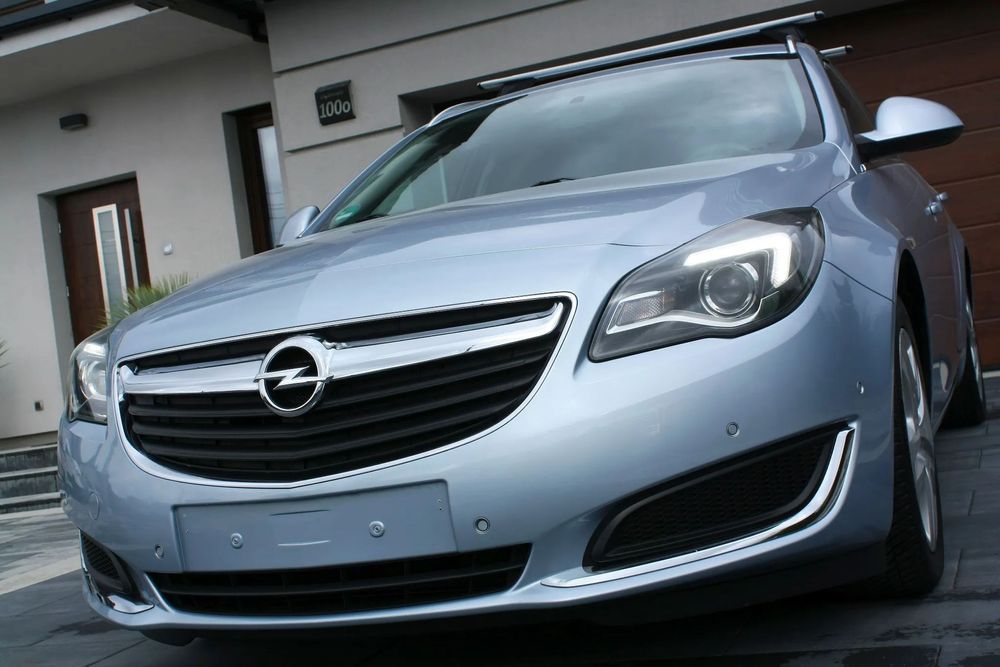 Opel Insignia Nawigacja iLink Ledy Kamera MartwePole ParkAsist Tempom Udok.Przebieg