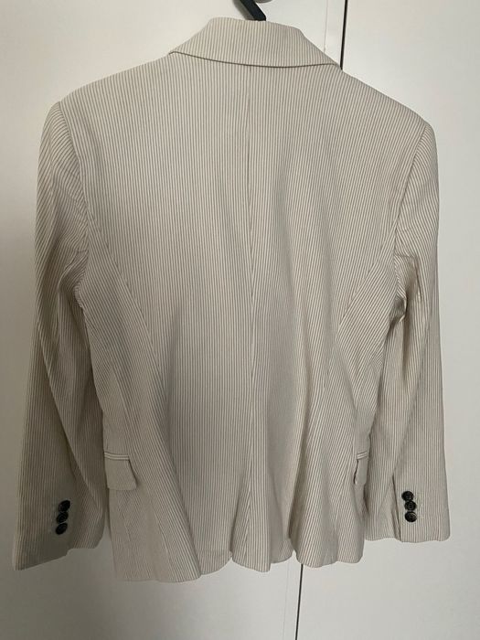 Blazer Zara com risca Tam. S