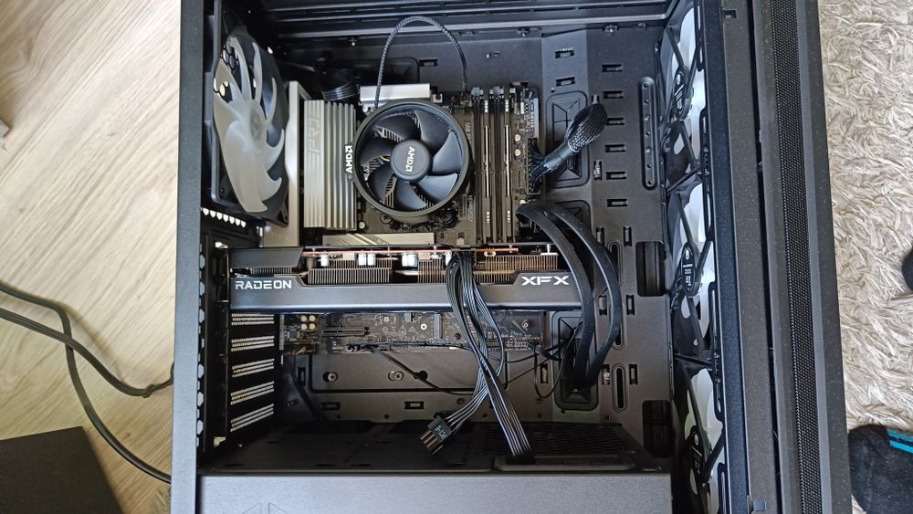 Karta graficzna XFX RX 7600 8gb Black Edition