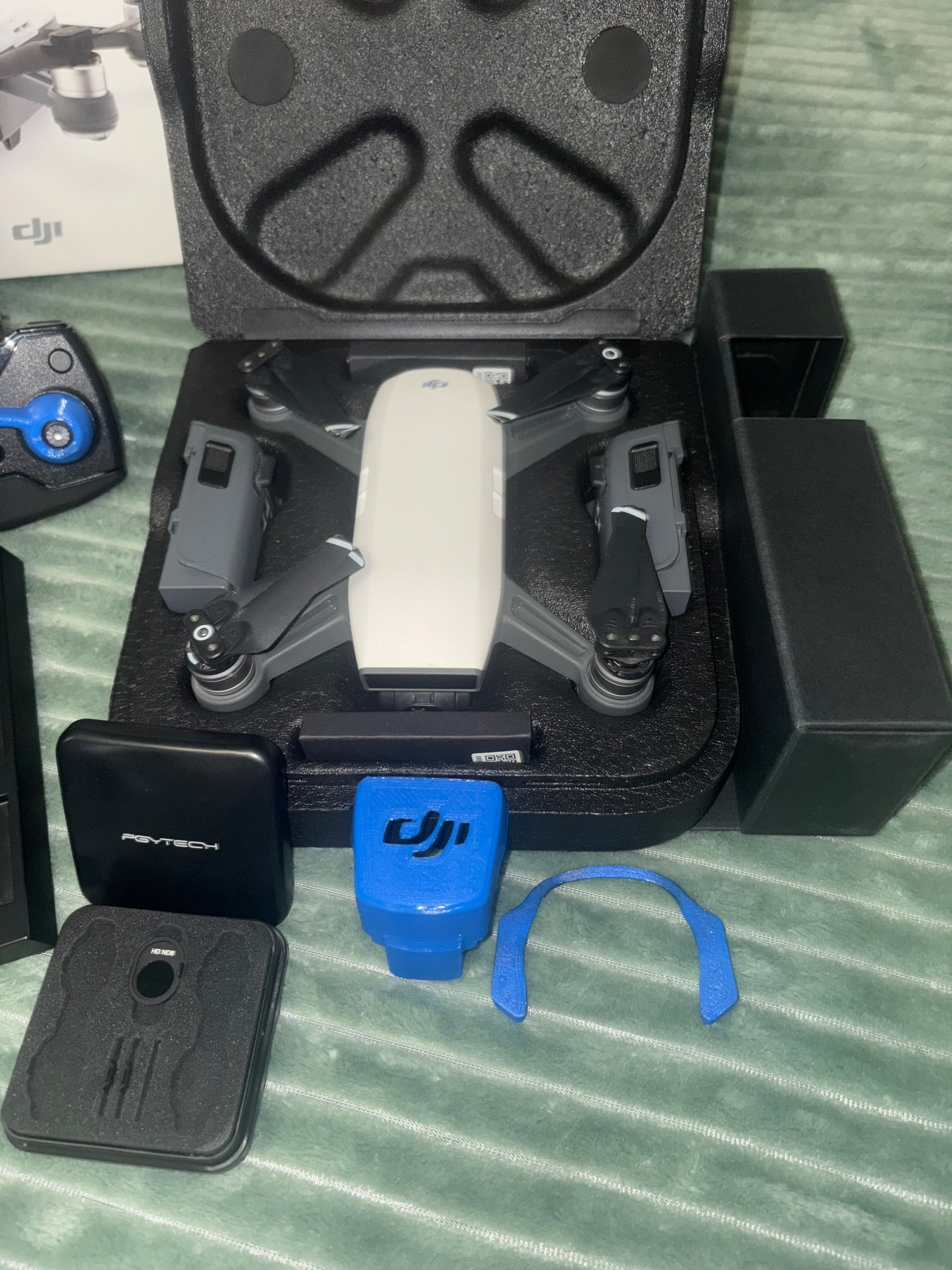 DJI Spark Fly More Combo  3 baterie
