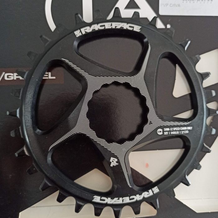 Roda pedaleira Raceface 12v (32 dentes)