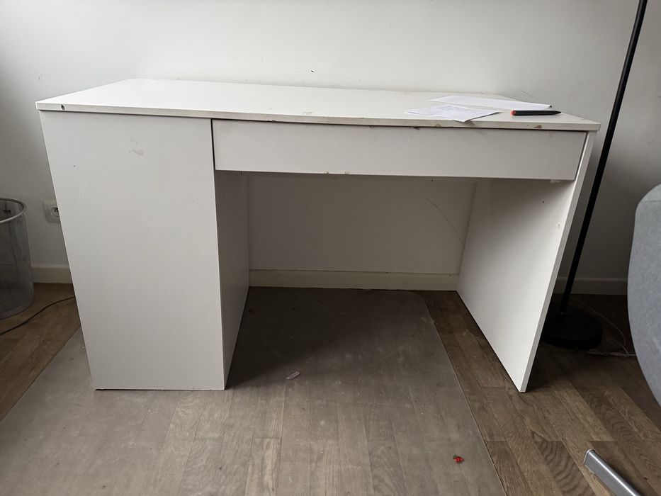 Biurko biale 120x60 wys. 74,5