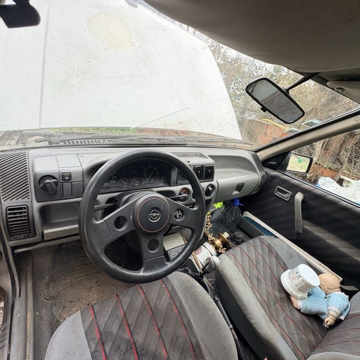 Vendo Opel Corsa A 1.5TD 1992