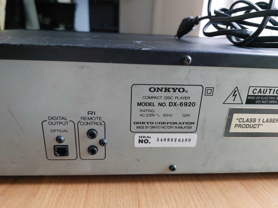 Odtwarzacz CD ONKYO DX-6920