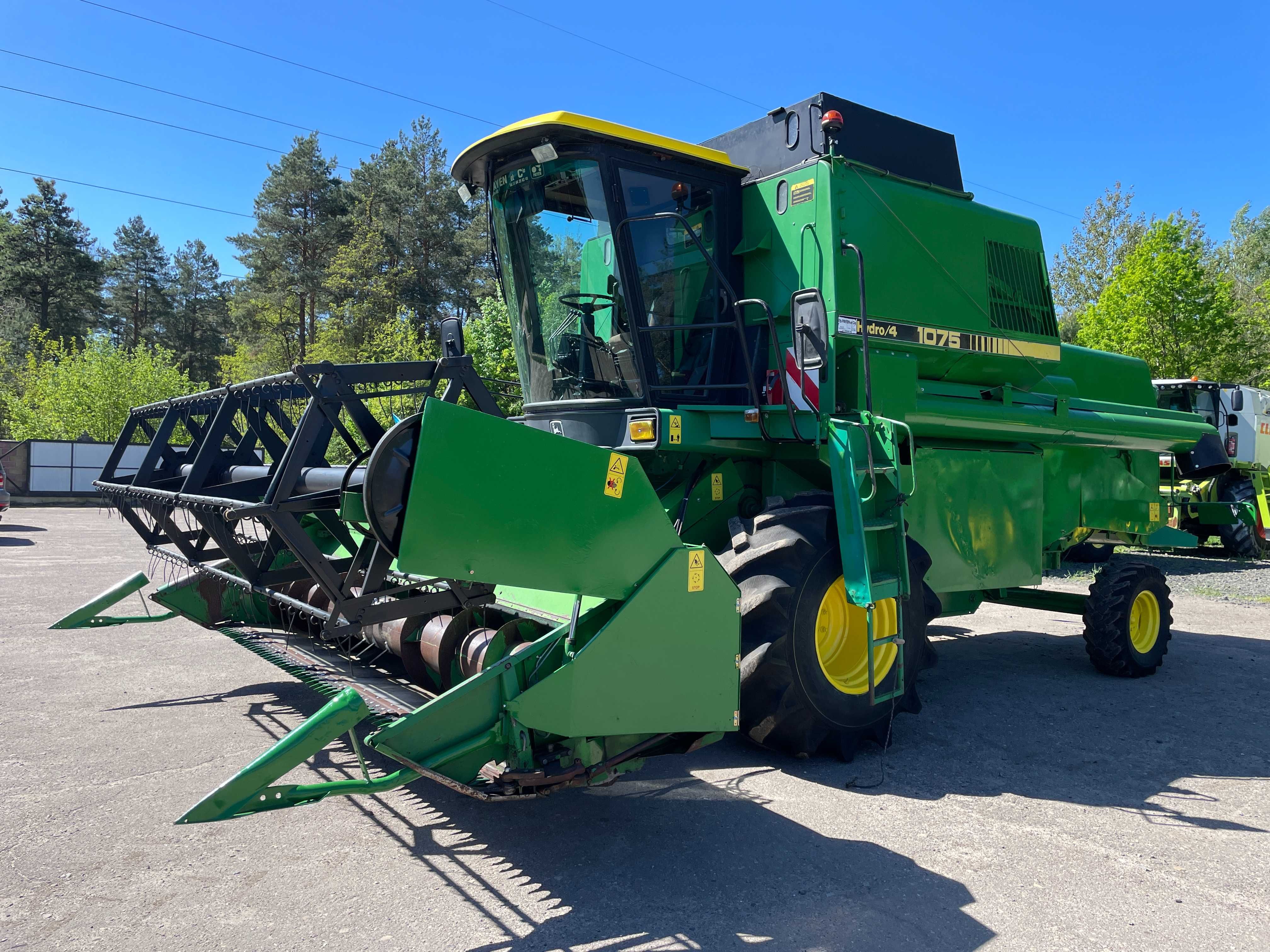 John Deere 1075 Hydro/4