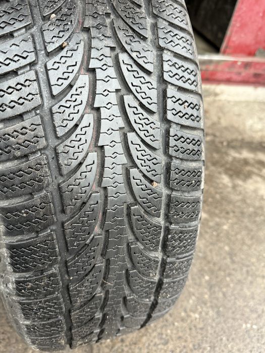 Nokian 225*60 r 17  комплект, 4 шт.