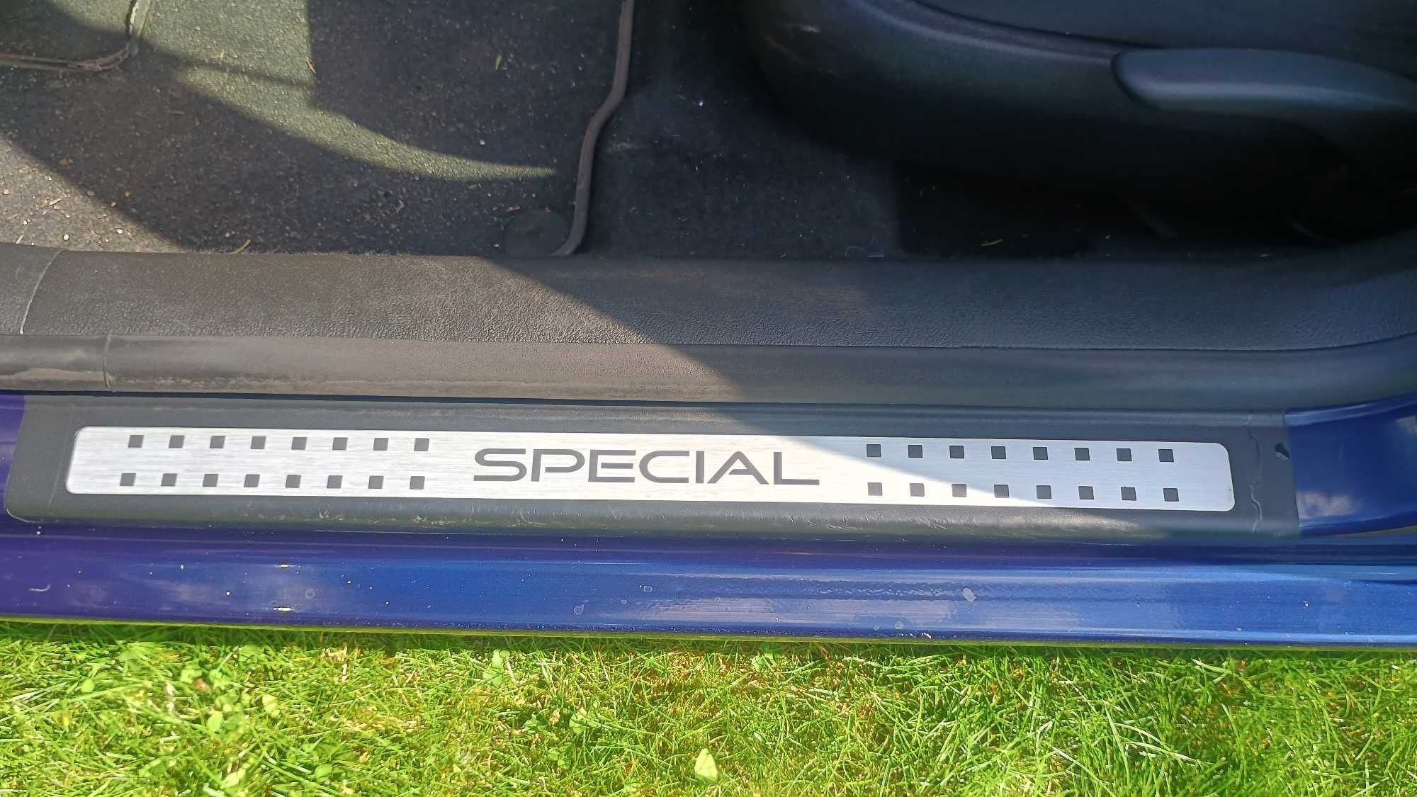 Sprzedam VW Golfa IV generacji 1.4 benz.2002 rok 100% sprawny stan bdb
