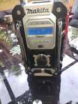 Radio makita dmr 112