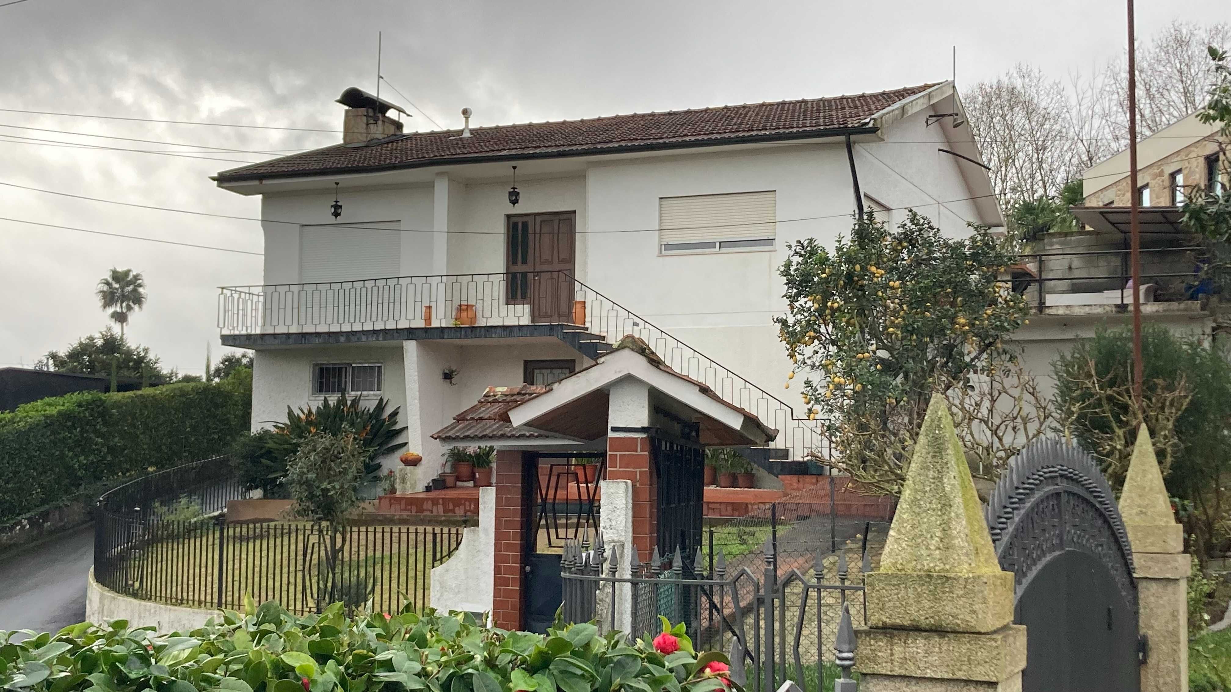 Moradia Casa em Santo Tirso