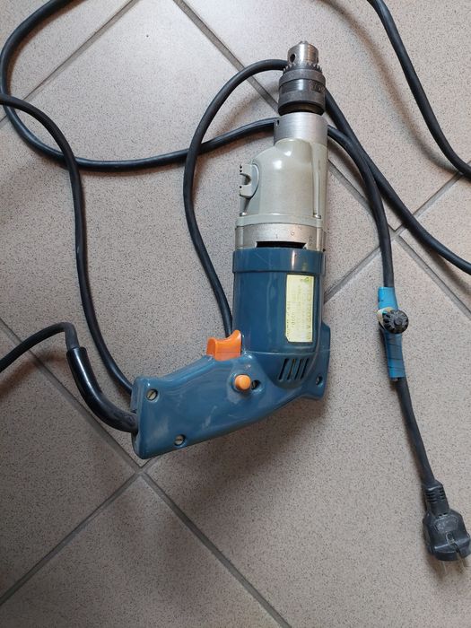 Klasyczna Wiertarka Elektryczna ZSRR (CCCP) - Solidna Konstrukcja