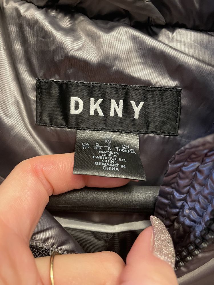 Nowa kurtka DKNY