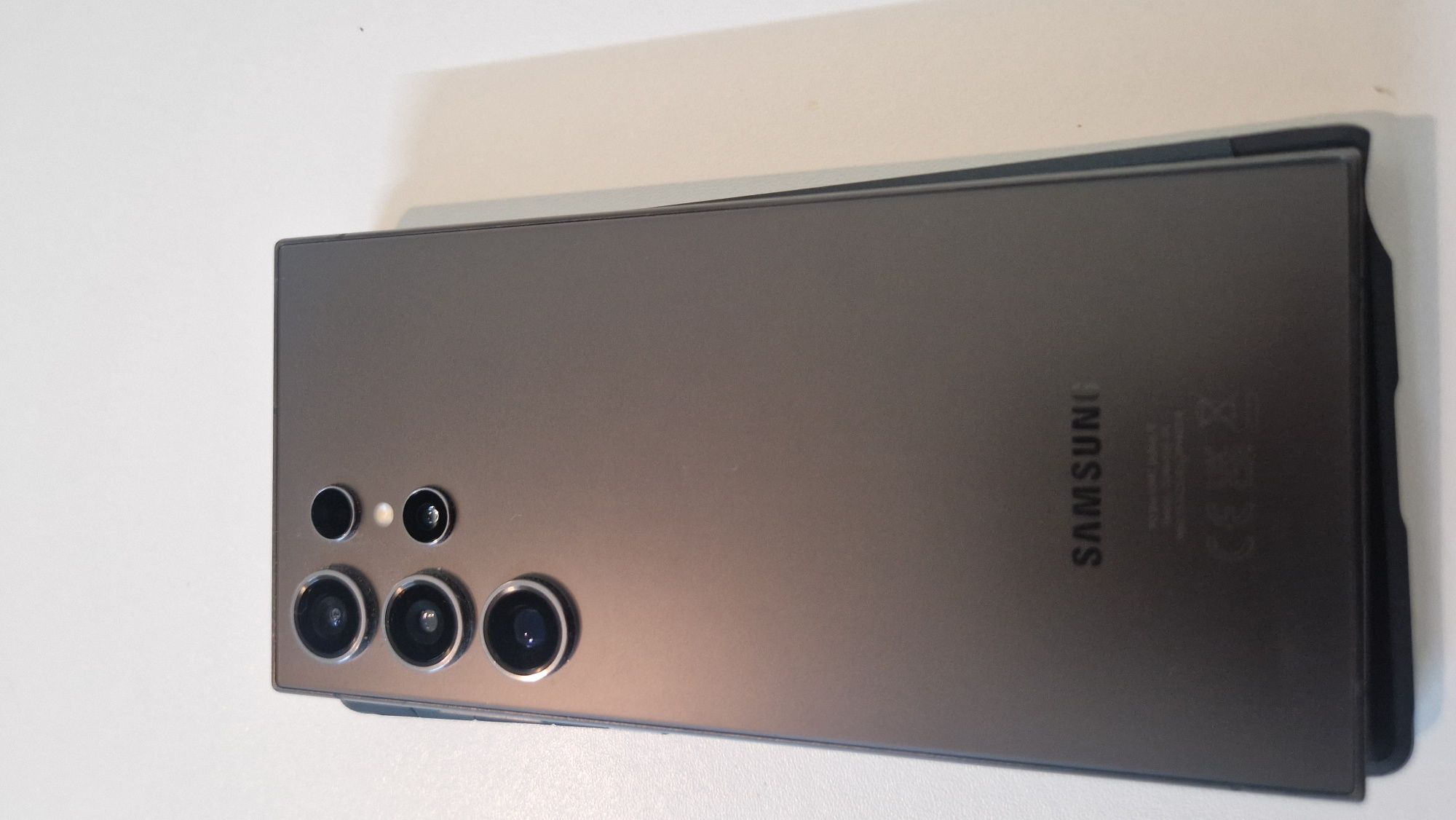 Samsung s24 ultra com 512GB armazenamento como novo